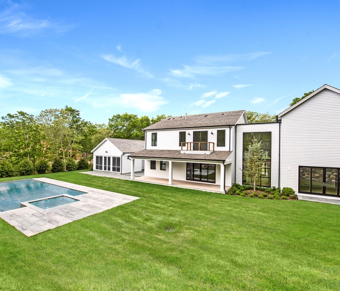 257 Toppings Path, Sagaponack - M & M Custom Homes